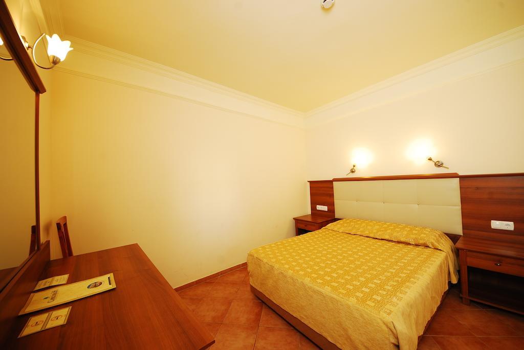 Luna Beach Deluxe Hotel Marmaris Szoba fotó